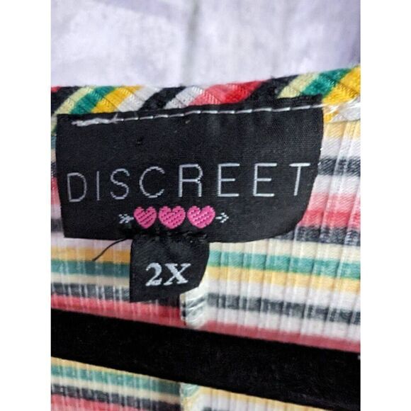 Discreet Junior Plus Discreet Short Sleeve Cap Sleeve Top Multi Striped Size 2X - Picture 4 of 6